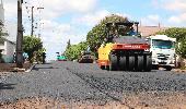 Iniciam obras de pavimentação asfáltica na Rua Mato Grosso