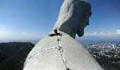 Cristo Redentor passa por desinfecção antes da reabertura no sábado